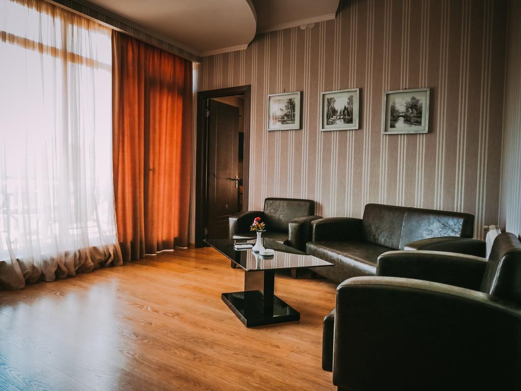 Tskaltubo Hotel Prometheus Екстериор снимка